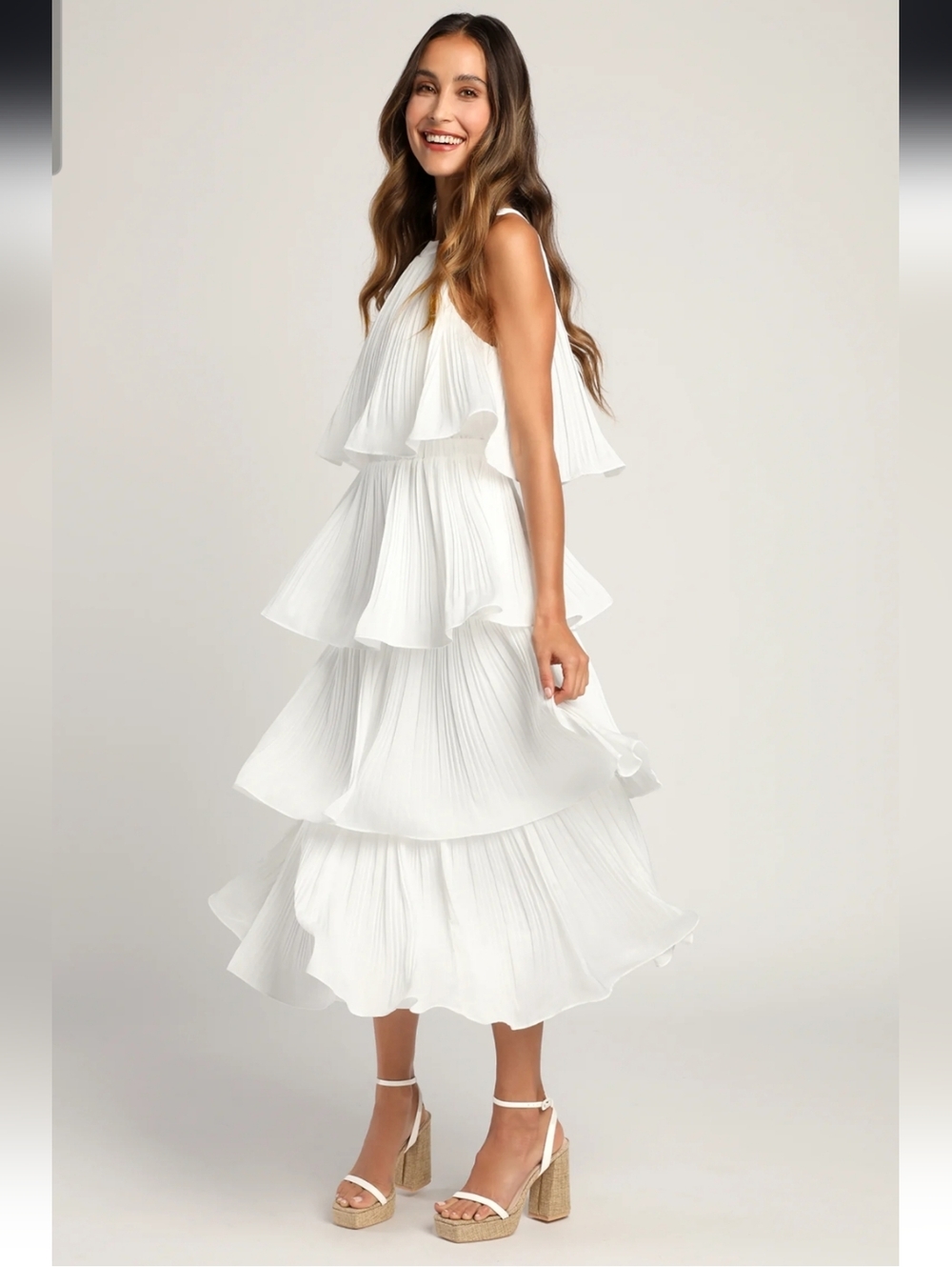NWOT Lulu's White Tiered Pleated Midi Dress